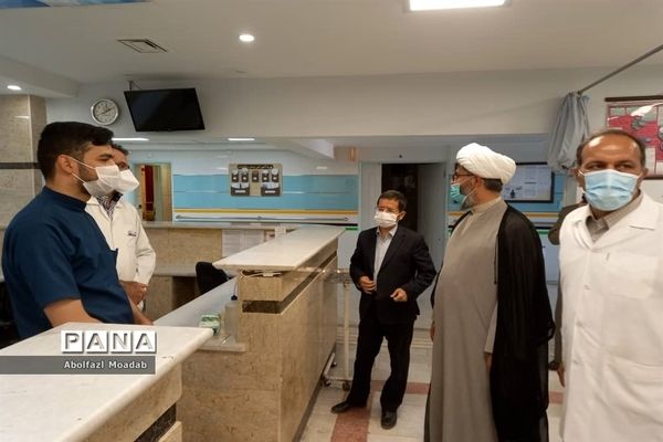 بازدید وتقدیر امام جمعه کاشمر از زحمات کادر درمان