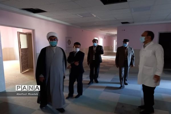 بازدید وتقدیر امام جمعه کاشمر از زحمات کادر درمان