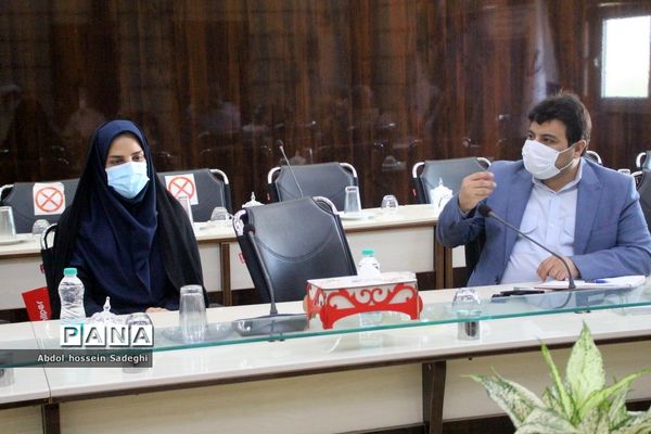 نشست هماهنگی گرامیداشت یوم الله سیزده آبان در آموزش و پرورش استان بوشهر