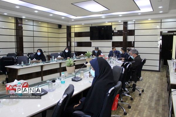 نشست هماهنگی گرامیداشت یوم الله سیزده آبان در آموزش و پرورش استان بوشهر