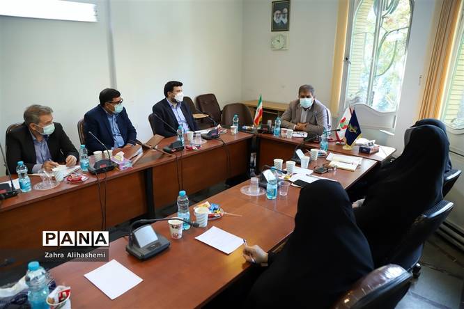 جلسه کمیته دانشآموزی و فرهنگیان کنگره شهدا شهر تهران