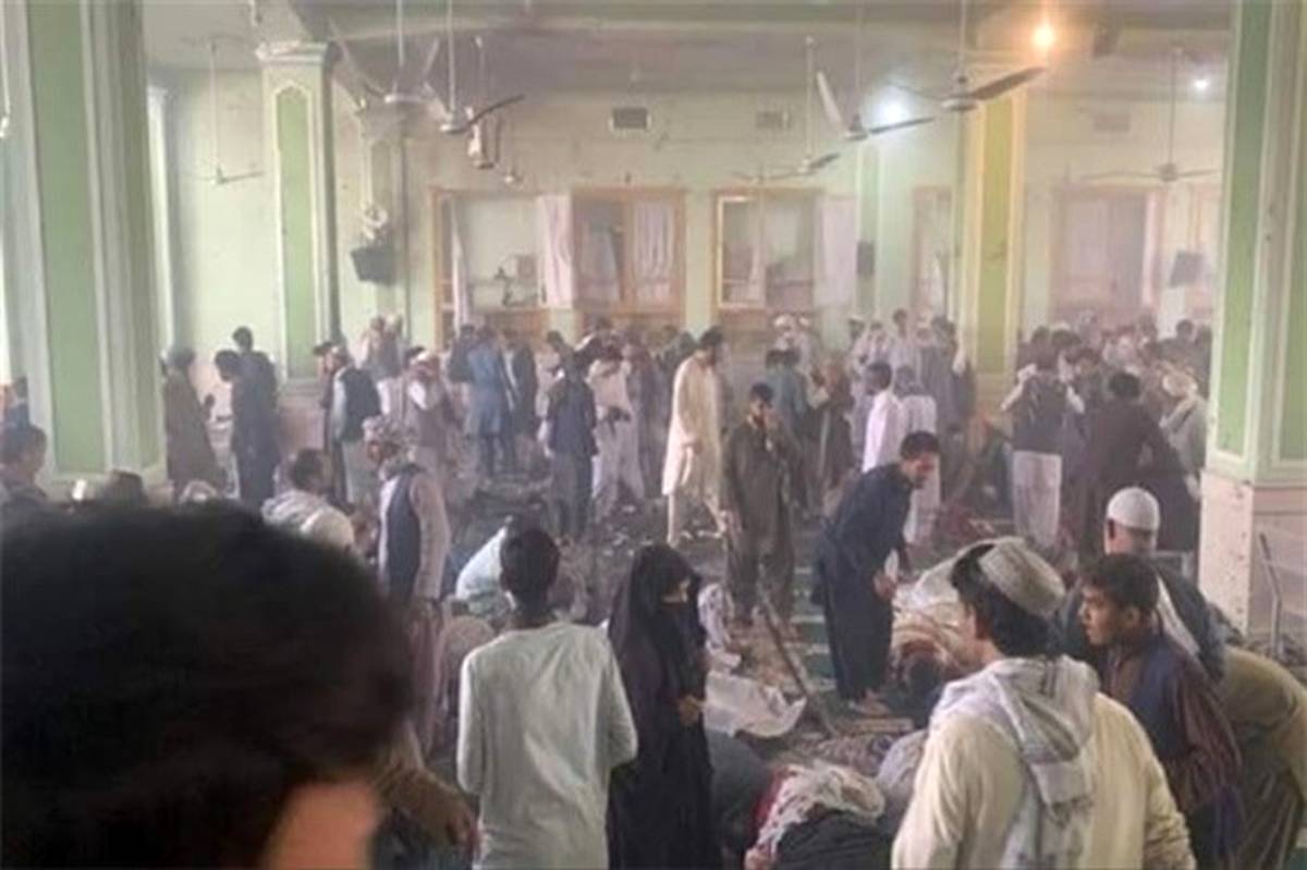 لحظه حمله تروریستی و انفجار در مسجد شیعیان قندهار