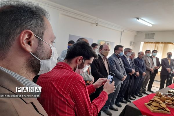 افتتاح نخستین رشته نان، شیرینی  و شکلات کشور در هنرستان شریعتی منطقه 16