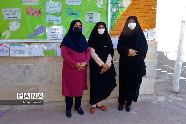 آیین بزرگداشت هفته پیوند اولیا و مربیان در مدارس آباده