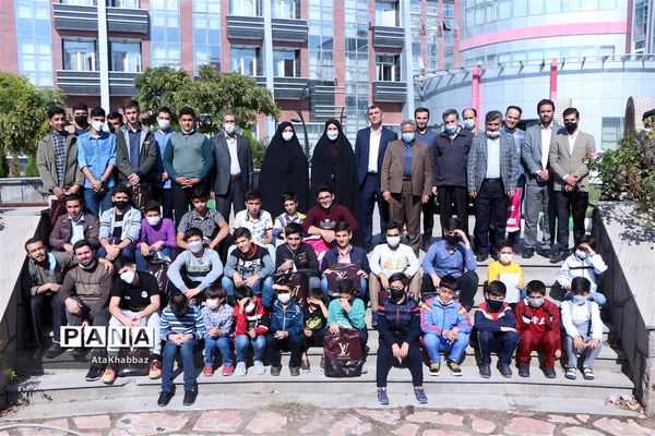 تجلیل از قهرمانان، مقام آوران و نام آوران عرصه‌های ورزشی و قرآنی در سطح بین‌المللی و کشوری ناحیه پنج