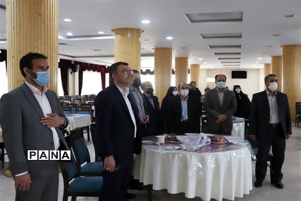 تجلیل از قهرمانان، مقام آوران و نام آوران عرصه‌های ورزشی و قرآنی در سطح بین‌المللی و کشوری ناحیه پنج