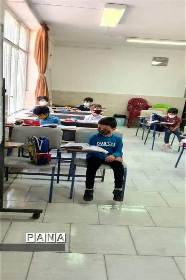 آغازآموزش های حضوری مدارس زیر ٣٠٠ نفر در منطقه ٧