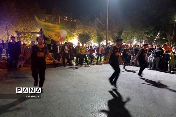 جشن ورزشکاران باشگاه فرهنگی ورزشی سپاهان در چهارباغ اصفهان