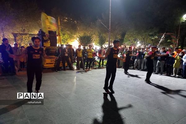 جشن ورزشکاران باشگاه فرهنگی ورزشی سپاهان در چهارباغ اصفهان