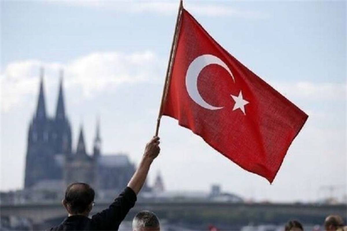بحران اقتصادی در ترکیه، نظام سیاسی را تهدید می‌کند؟
