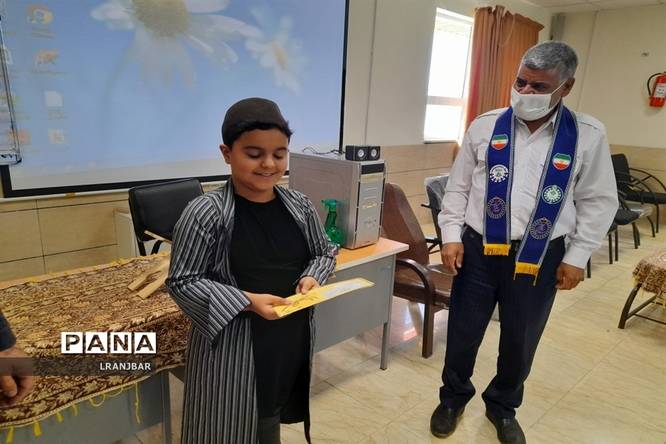 گردهمایی مربیان پیشتاز سمیرم با حضور مدیر سازمان دانشآموزی استان اصفهان