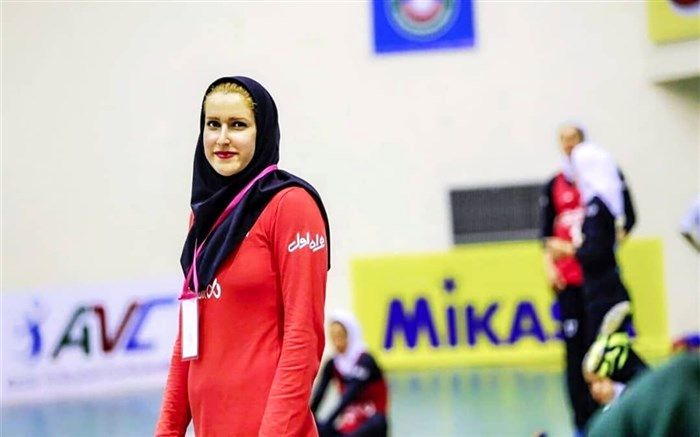 برای اولین بار در تاریخ؛ یک زن ایرانی مربی تیم والیبال مطرح اروپایی شد