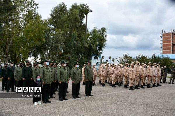 صبحگاه مشترک به مناسب هفته بسیج دانش‌آموزی در محمودآباد