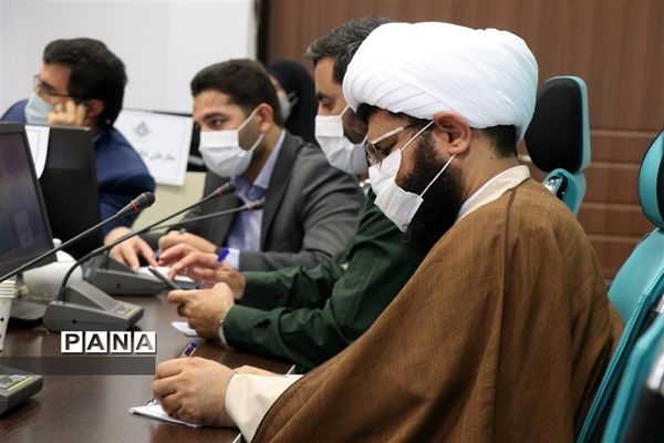 نشست صمیمی تشکل ‌های دانش‌آموزی و دانشجویی با مسئولان شهرستان قدس