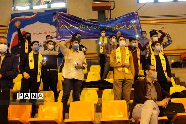 مراسم بزرگداشت شهدای دانش آموز و روز 13 آبان ناحیه یک