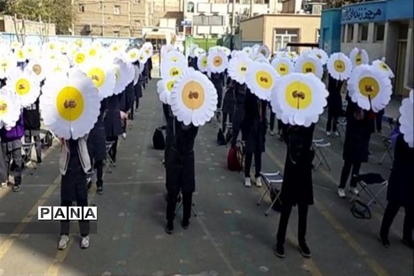 آمادگی دانش‌آموزان پیشتاز شهرستان قدس برای اجرای مانور تشکیلاتی