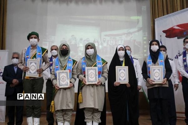 مانور بزرگ تشکیلاتی فرزندان روح الله ( یاد واره شهدای دانش آموز) در البرز