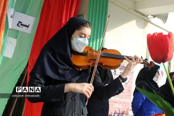 مراسم جشن روز دانش‌آموز در دبیرستان شاهد گلوگاه