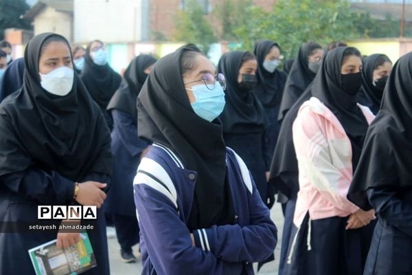 مراسم جشن روز دانش‌آموز در دبیرستان شاهد گلوگاه