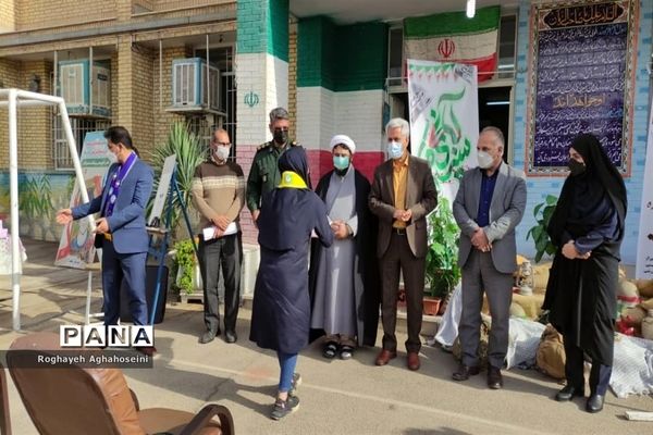 برگزاری آیین نواختن زنگ استکبارستیزی و مانور بزرگ فرزندان روح الله در ناحیه 4 شیراز