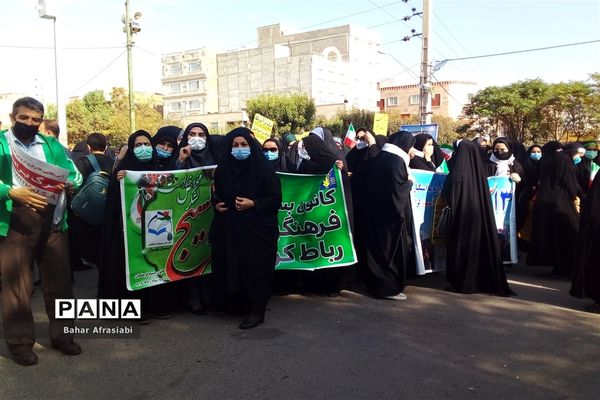 طنین  صدای مرگ برآمریکا در رباط کریم پیچید