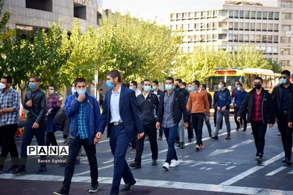 راهپیمایی روز دانش‌آموز در تهران