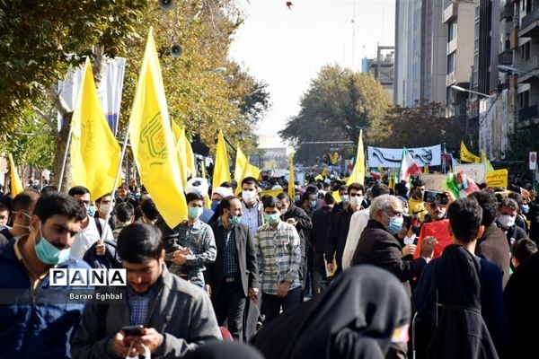 راهپیمایی روز دانش‌آموز در تهران