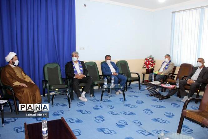 دیدار رئیس سازمان دانشآموزی کهگیلویه و بویراحمد با امام جمعه دهدشت