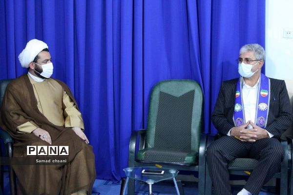 دیدار رئیس سازمان دانش‌آموزی کهگیلویه و بویراحمد با امام جمعه دهدشت