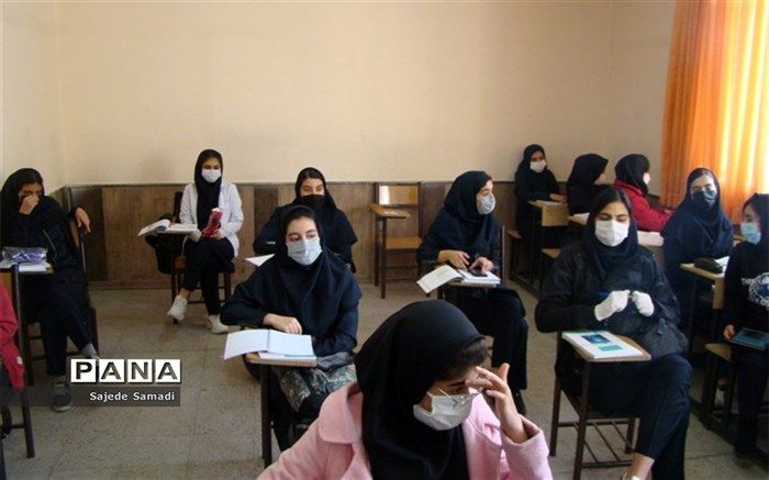 بازگشایی مدارس مشهد همراه با شوق و شادی دانش‌آموزان