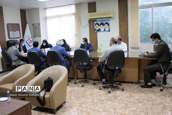 جلسه هم‌اندیشی طرح دانش‌آموز تراز انقلاب اسلامی آموزش و پرورش استان بوشهر