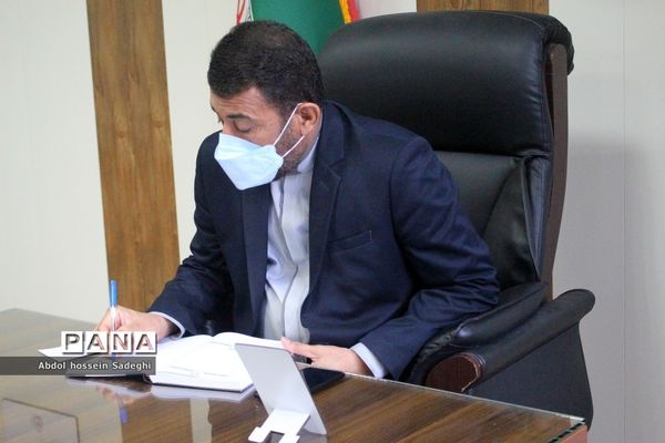 جلسه هم‌اندیشی طرح دانش‌آموز تراز انقلاب اسلامی آموزش و پرورش استان بوشهر