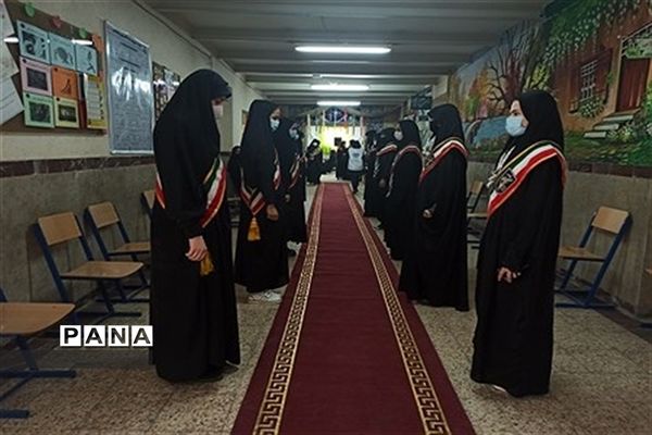 طرح ملی لاله‌های روشن در بهارستان دو