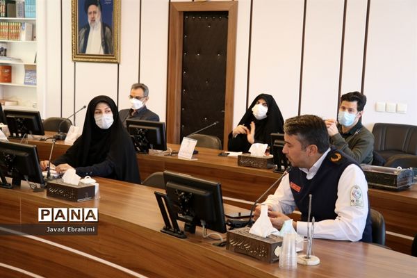 جلسه هماهنگی برگزاری مانور سراسری زلزله و ایمنی در مدارس خراسان رضوی