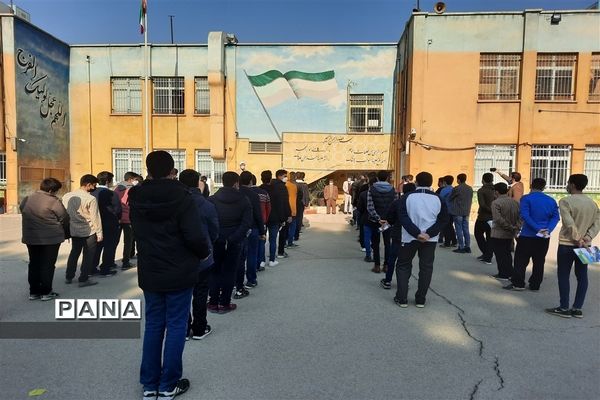 انتخابات شورای دانش آموزی منطقه ۱۵ با تحقق شعاردانش‌آموز محوری و دانش‌آموز باوری