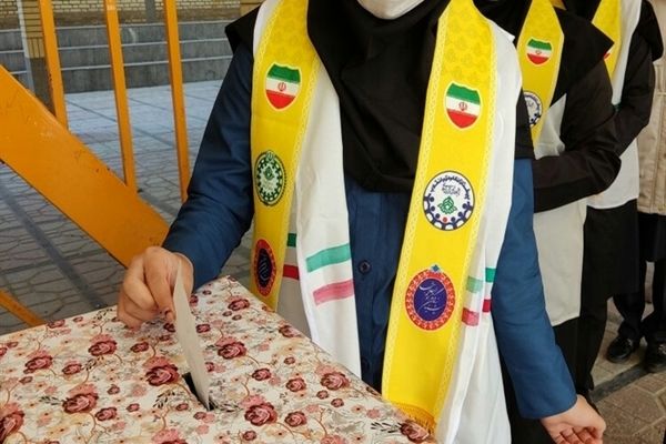 برگزاری انتخابات شوراهای دانش‌آموزی در استان همدان