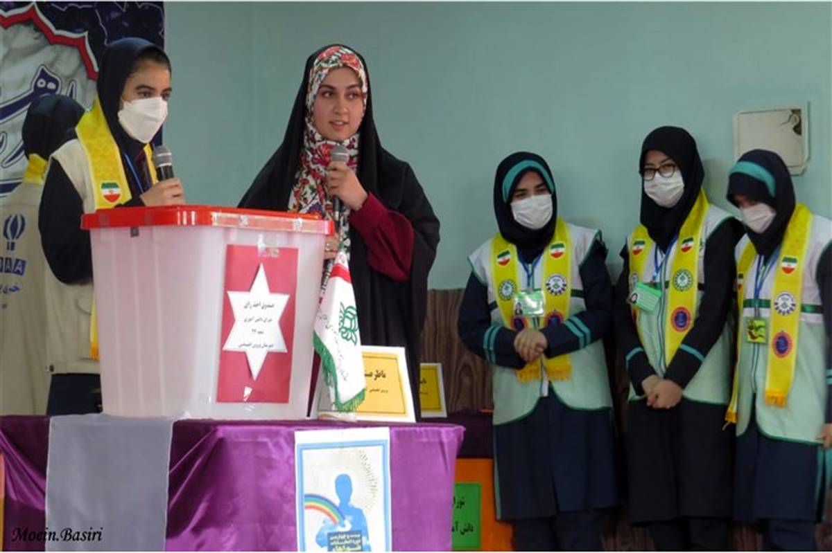 در انتخابات شورای دانش‌آموزی، مدارس استان قزوین ۱۰ هزار و ۳۰۰ عضو انتخاب شدند