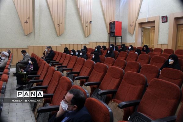 کارگاه توانمندسازی معاونان  پرورشی مدارس ناحیه یک قم