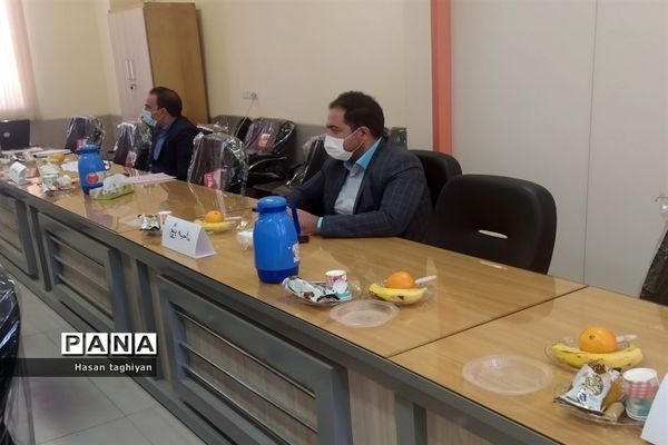 برگزاری جلسه هم اندیشی جذب و سازماندهی نواحی 6 گانه شهر اصفهان در سازمان دانش‌آموزی استان اصفهان