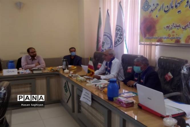 برگزاری جلسه هم اندیشی جذب و سازماندهی نواحی 6 گانه شهر اصفهان در سازمان دانشآموزی استان اصفهان