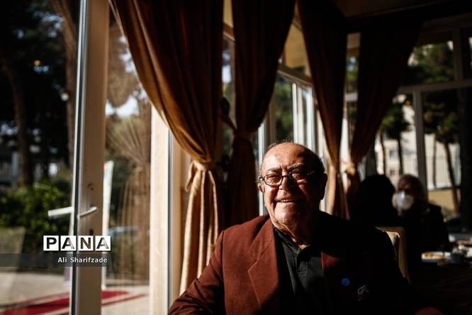 مراسم جشن تولد هنرمندان پیشکسوت متولد آبان