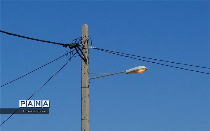 شبکه برق ۱۸۲ منطقه زلزله‌زده بندرعباس در حال رفع نقص است