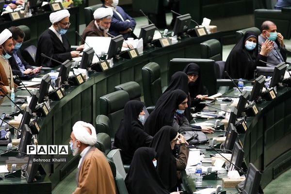 جلسه رای اعتماد وزیر پیشنهادی وزارت آموزش و پرورش در مجلس شورای اسلامی