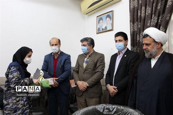 آیین تقدیر از برگزیدگان کشوری و استانی جشنواره های حوزه پرورشی و فرهنگی در گلوگاه