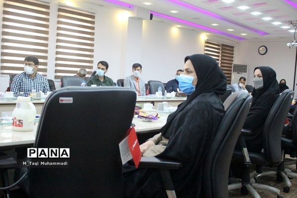نشست هم اندیشی معاونت آموزش ابتدایی استان بوشهر