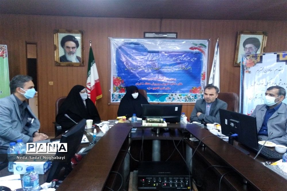 برگزاری جلسه کارشناس مسئولان قرآن، عترت و نماز مناطق شهر تهران در منطقه