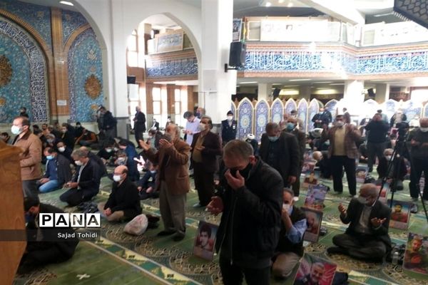 نماز جمعه در مسجد الغدیر پردیس