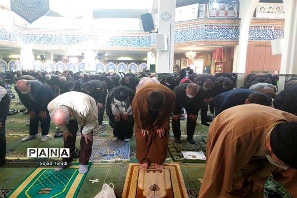 نماز جمعه در مسجد الغدیر پردیس