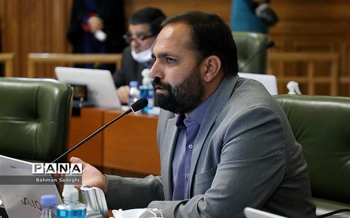انتقاد عضو شورای شهر تهران از تخلیه نخاله در اراضی ری
