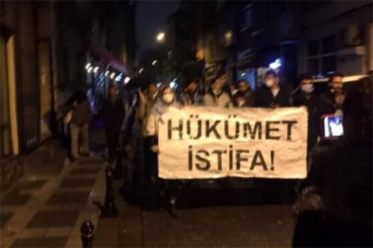 آشوب در ترکیه؛ اعتراضات استانبول به خشونت کشیده شد